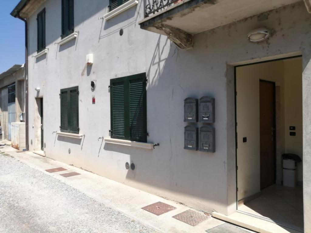 Apartamento La Casa Di Alyss Bérgamo Exterior foto